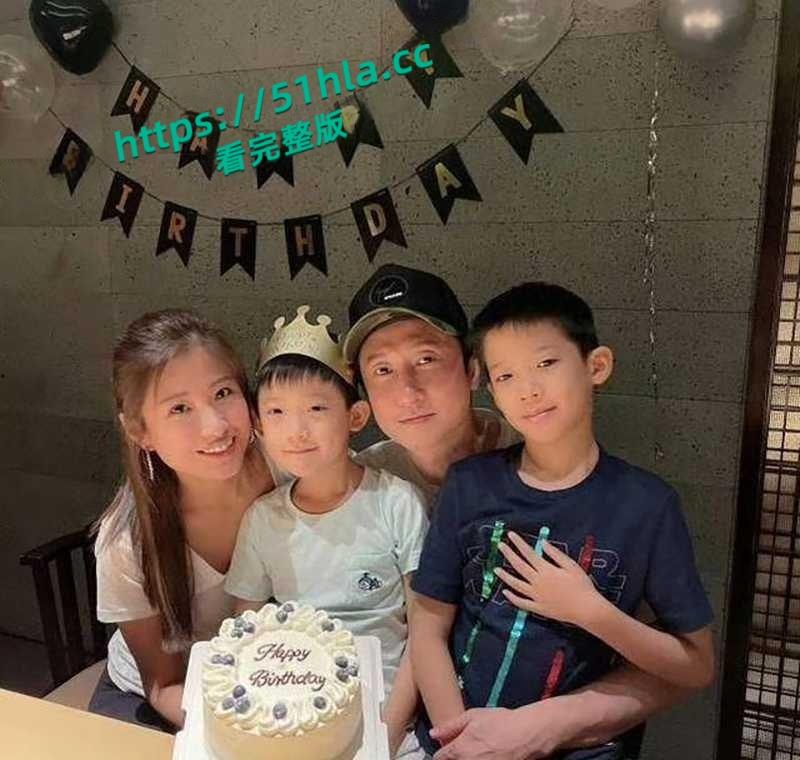 香港功夫巨星洪金宝儿子【洪天明】妻子【周家蔚】双双出轨各玩各的互不干涉,儿媳周家蔚3P群交视频大曝光!-10