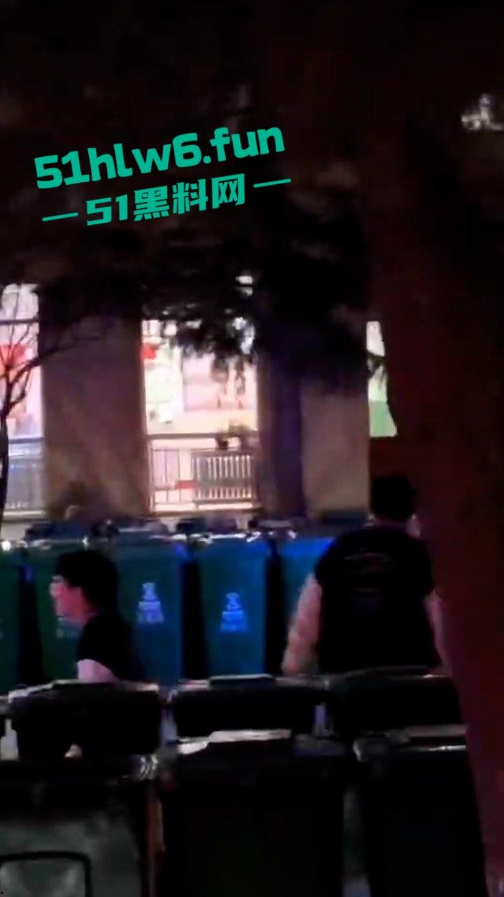 学院大瓜！山西晋中大一学生妹厕所产子，暴力拉拽致胎死人伤子宫都已保不住。-3