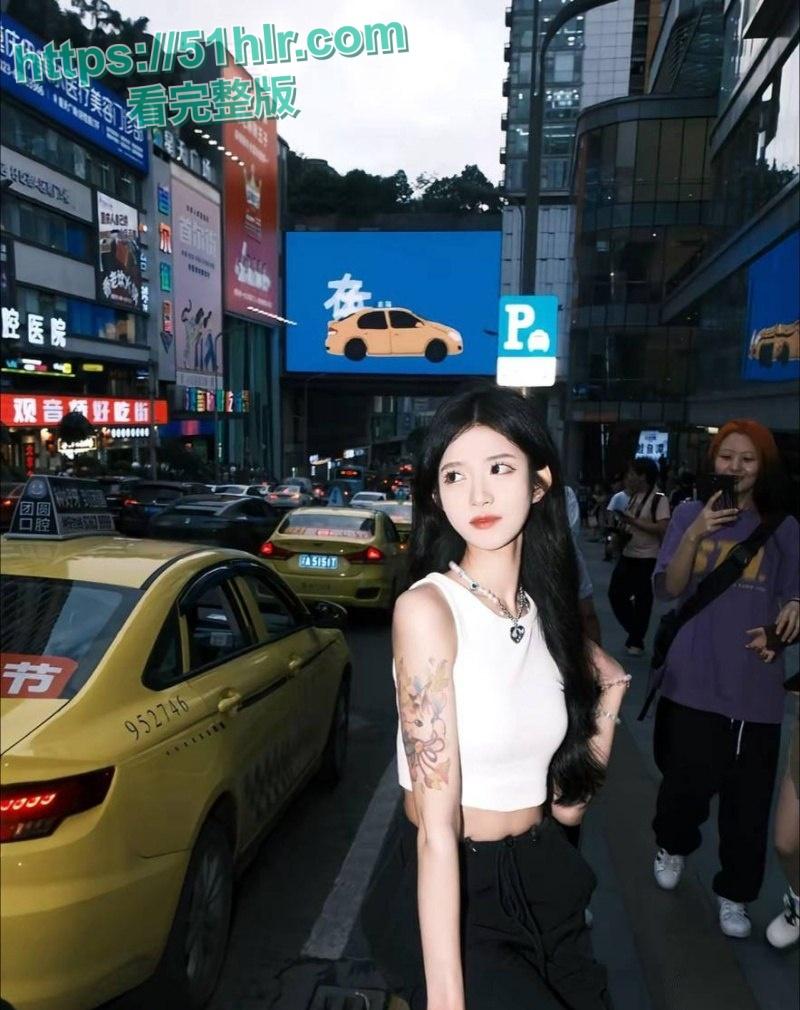 抖音网红【李思悦】的桃色风波！颜值身材超诱人，穿性感黑丝化身骚妹母狗，快感无限，高潮迭起-5