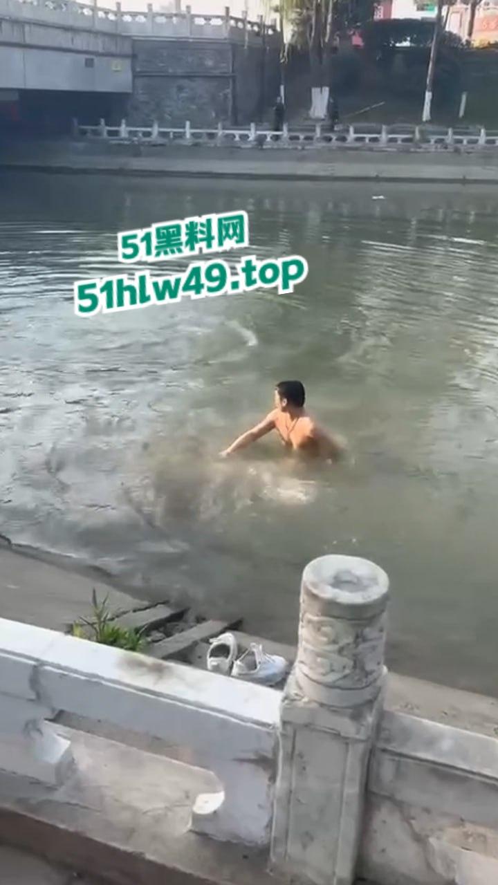 湖北两男子打赌激将法,逼跳河游泳一人溺亡,律师城明知对方不会游泳涉嫌过失致人死亡罪。-6
