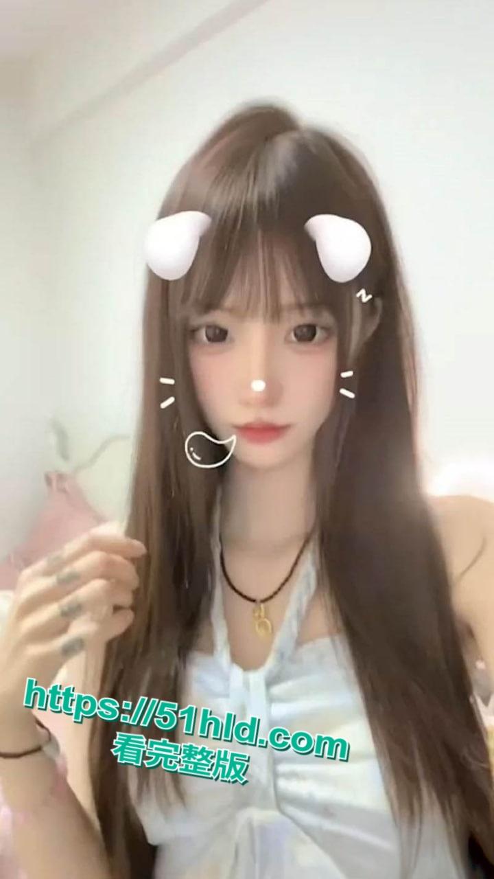 长春师范大学【张钰】约炮视频流出,情趣黑丝连体装诱惑十足,后入式打桩爆操高潮迭起!-1