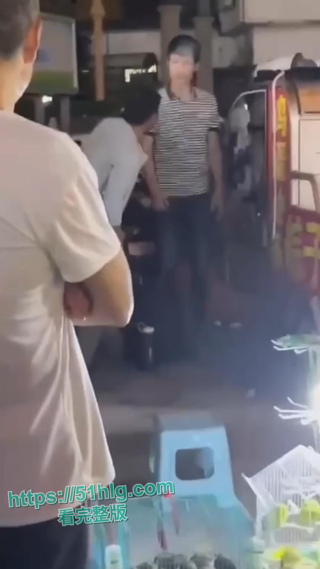 【山东潍坊】小康河夜市惊现血案!争地摊位引发骇人命案,两男激烈冲突,一刀封喉-3