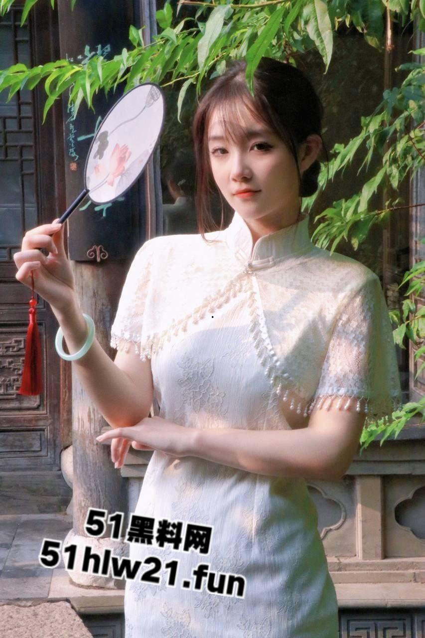 天津科技大学系花【孙媛媛】为了钱爬床富二代,高颜值母狗骑乘大屌做爱求爸爸快操!-2