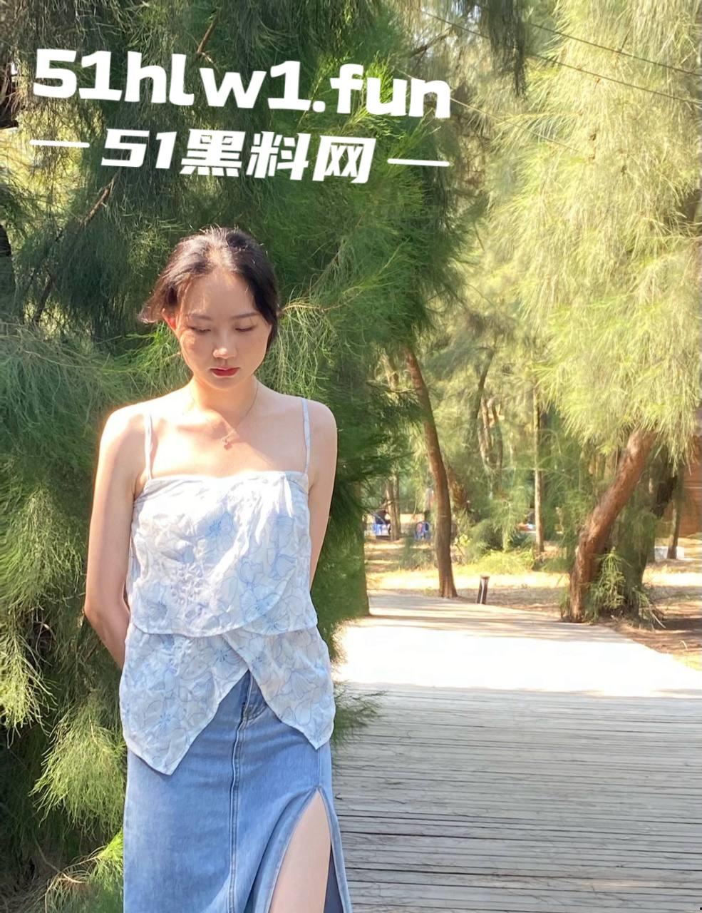 山东反差母狗徐晓玲,极品身材黑穴骚逼,肤白貌美长腿女神,不交男友只约炮,被渣男曝光做爱视频-6