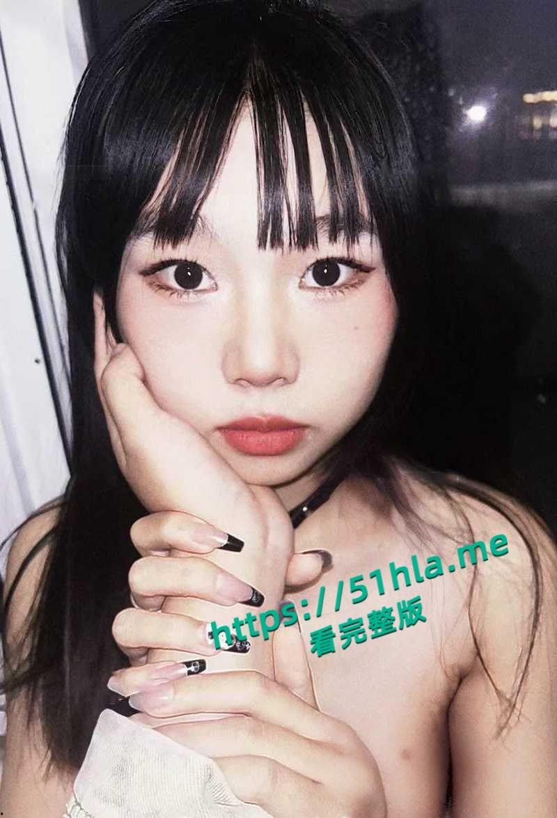 山西反差婊【庞慧杰】不雅视频流出,清纯妹子裸聊露穴勾搭炮友撸管,细腰肥臀馒头逼淫劲十足!-3