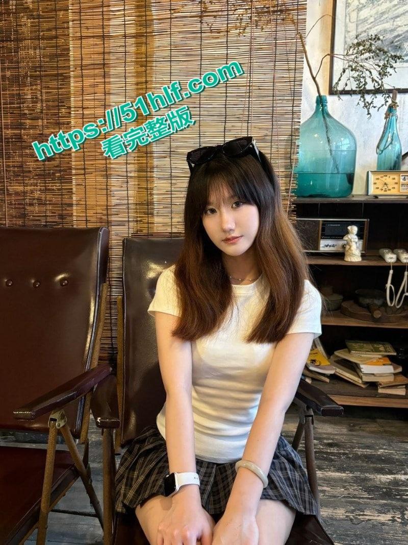 吉林女大学生【卢熙欣】不雅视频泄漏，为钱甘愿拍摄做爱视频， 分手后惨遭金主曝光！-7