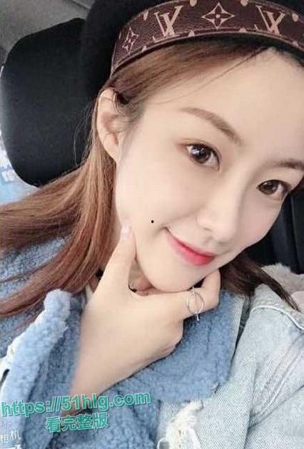 【南京】艺术学院【刘静文】背着男友与体育生偷情 反差校花美乳圆润饱满 骚穴被无套爆操 淫荡不堪-3