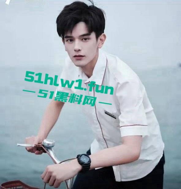 横店【玺尚酒店】逐玉剧组大瓜!三名武行轮奸一名女化妆师本来是4P淫乱闹大了变轮奸。-16