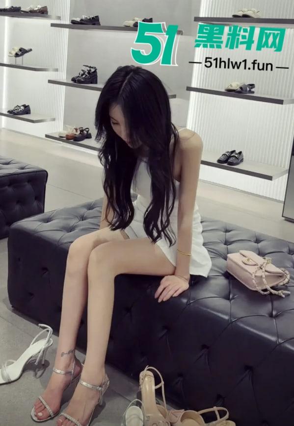 山东烂货【王艺珊】实锤,脚踏两船骗钱骗感情,挨肏完还跑回去订婚,这脸皮厚得堪比城墙!-1