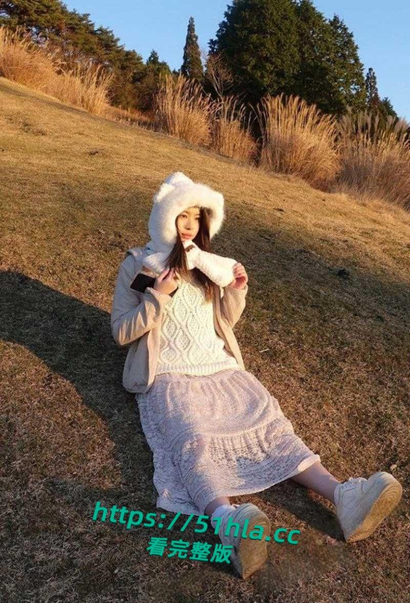 马来西亚籍留学生【潘纬倩】遭渣男偷拍性爱视频外流,颜值超美清纯女神被后入猛操,露脸浪叫反差十足!-10