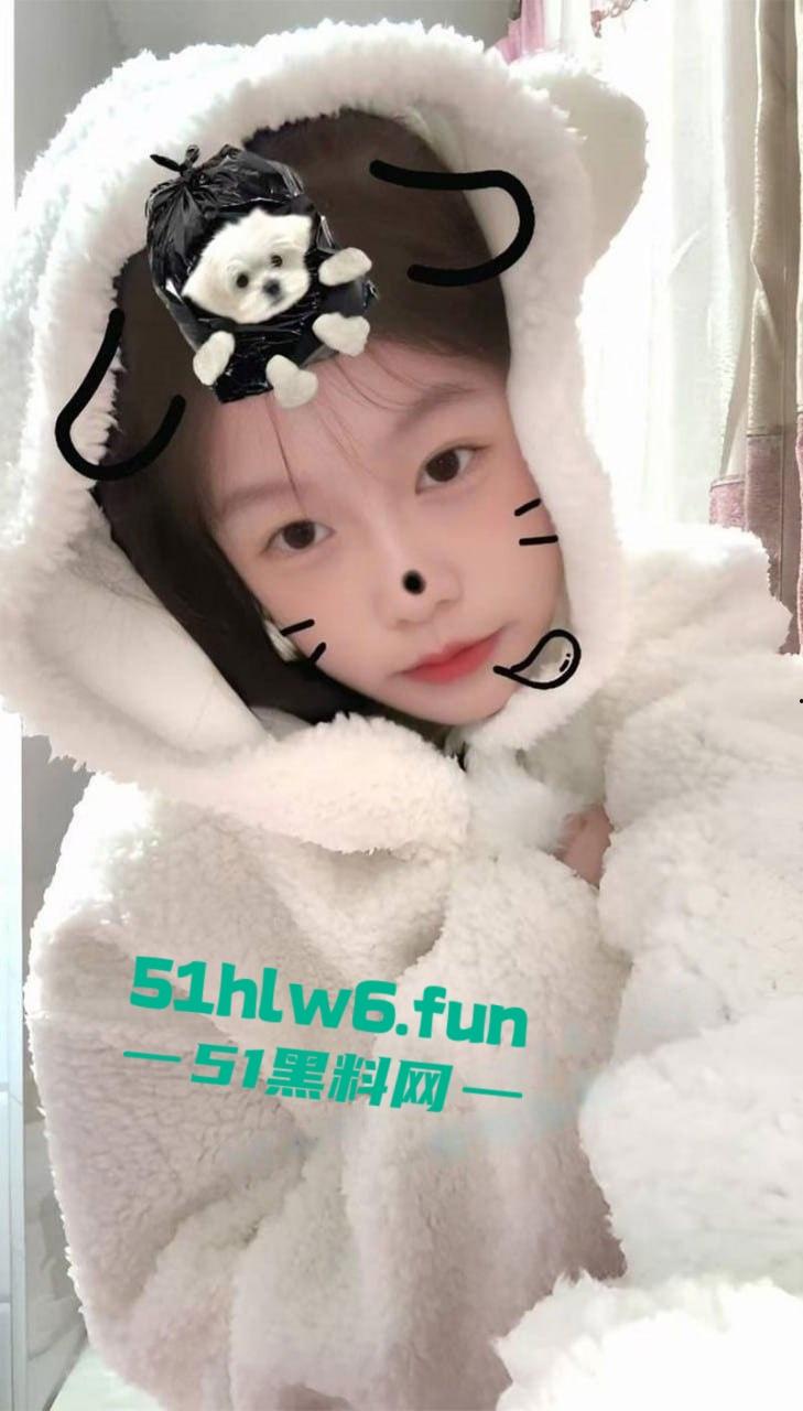 温州医科大学大二骚婊【潘晓蕾】私拍福利尺度曝光炸天!嫩乳骚穴欲求不满天天掰腿求插。-1