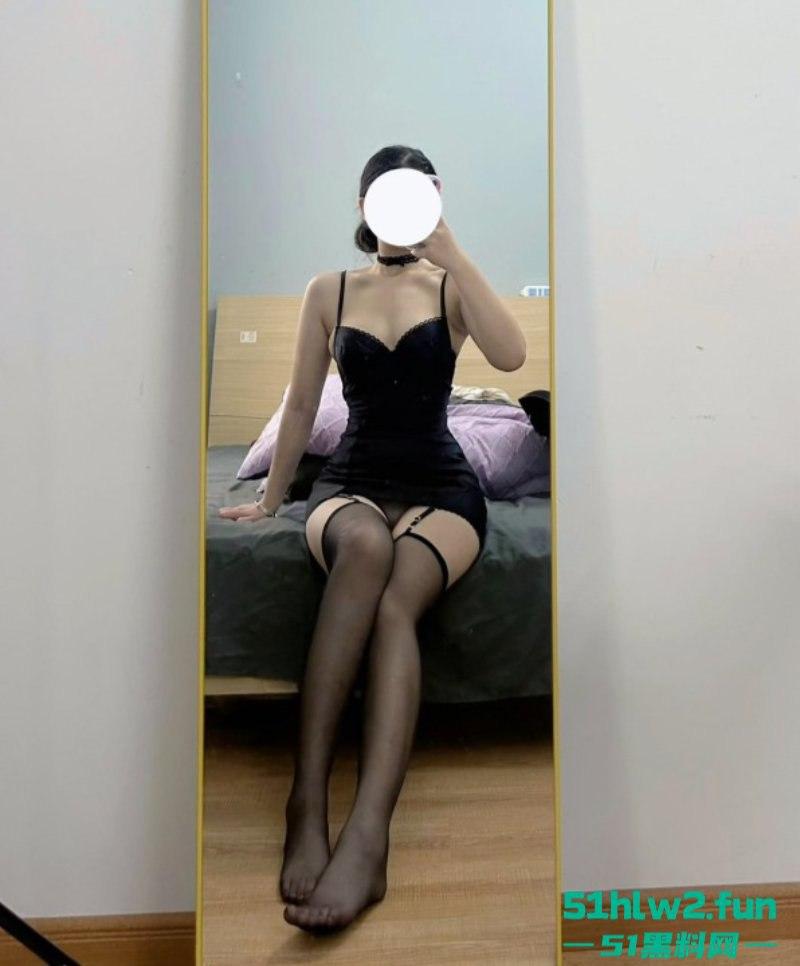 推特绝美腰臀比女神【夏次健】与金主做爱被狂扇奶子,极品蜂腰扭臀骚舞欲感十足!-7