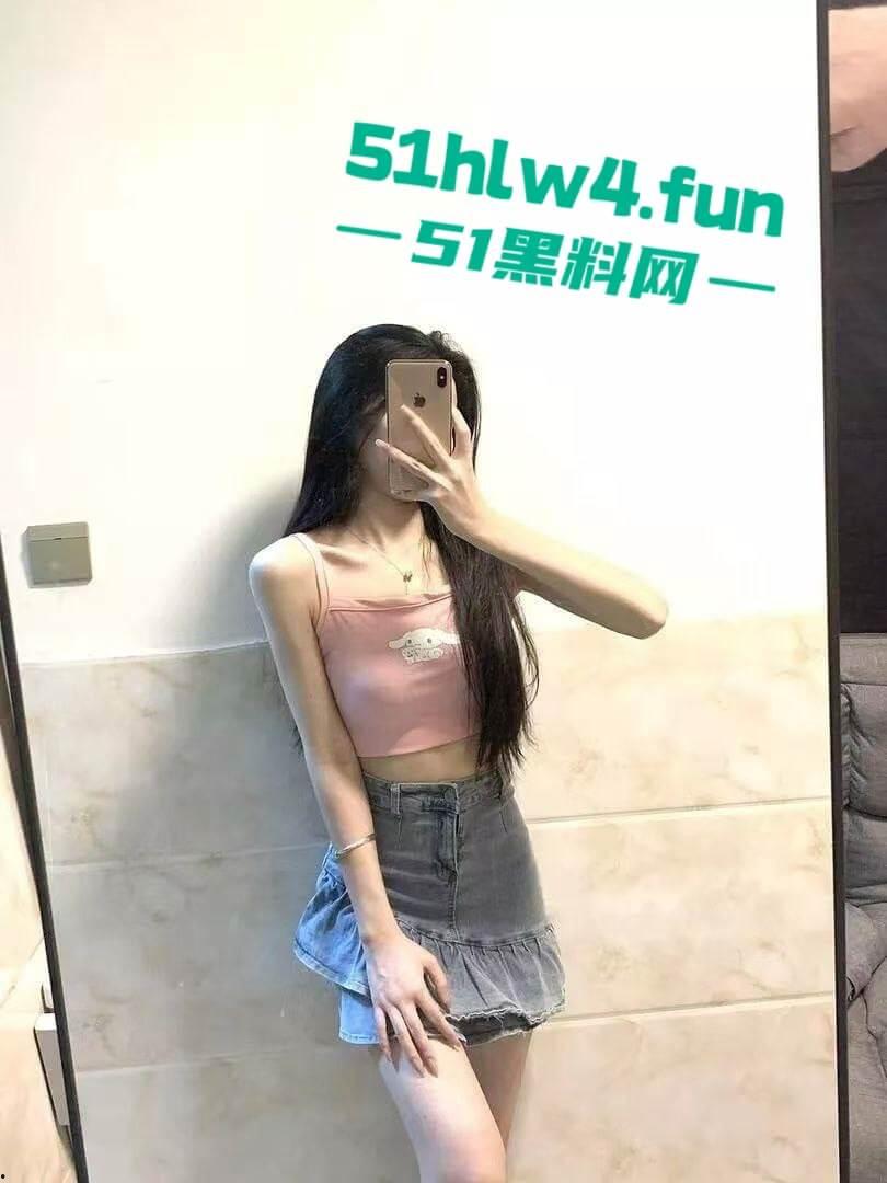 福建福清宏路【苏伊慧】身材极品的性感少妇,蜂腰长腿翘臀饱满诱人背着老公出轨偷情被曝光。-10