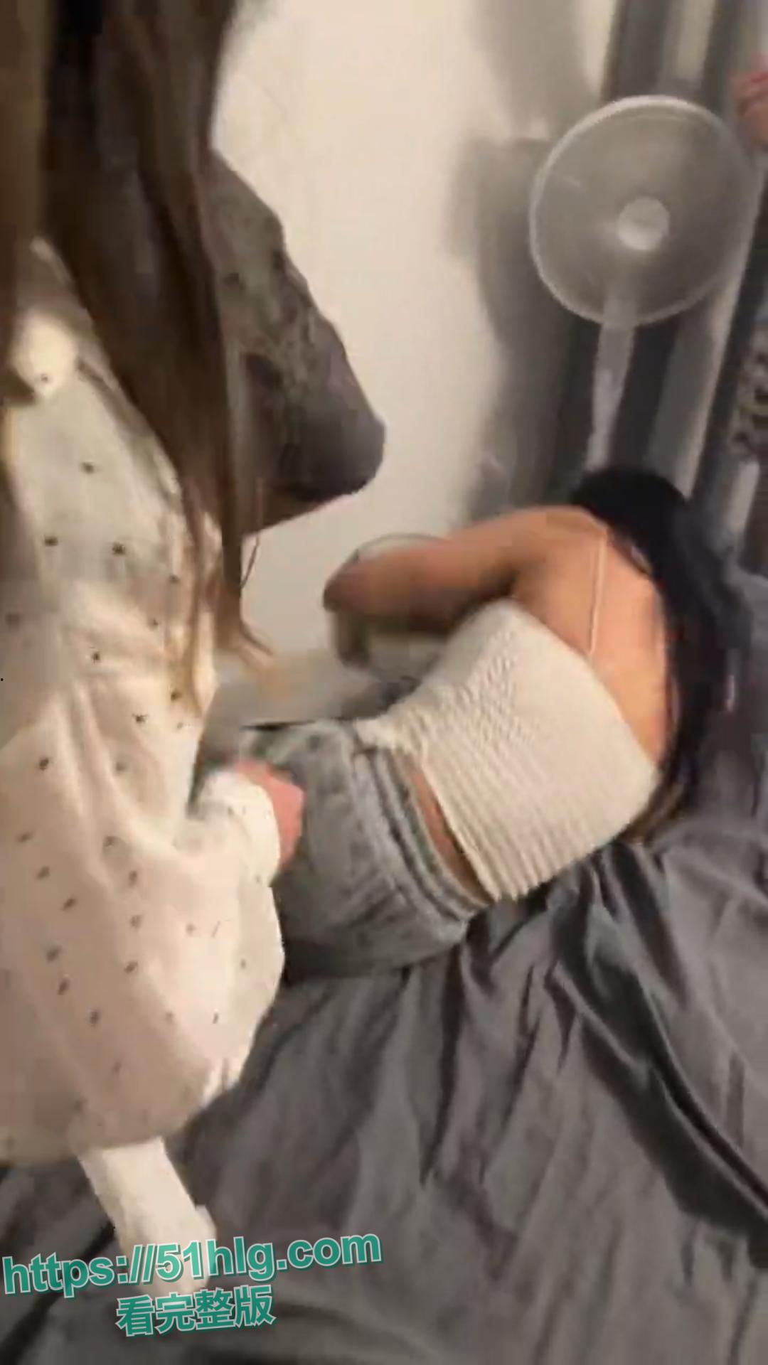 【湖北武汉】残酷霸凌现场!精神小伙与精神小妹联手摧残未成年少女,施虐过程残忍,受害者痛苦不堪-2