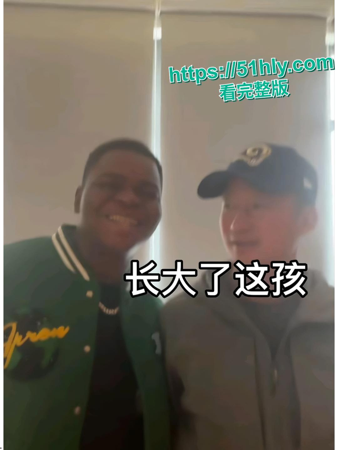 战狼2非洲小黑进军网红 下海约炮廉价的巴西牛排 线下实战营销美国伟哥下贱母狗见到黑哥就脱下裤子求操!-3