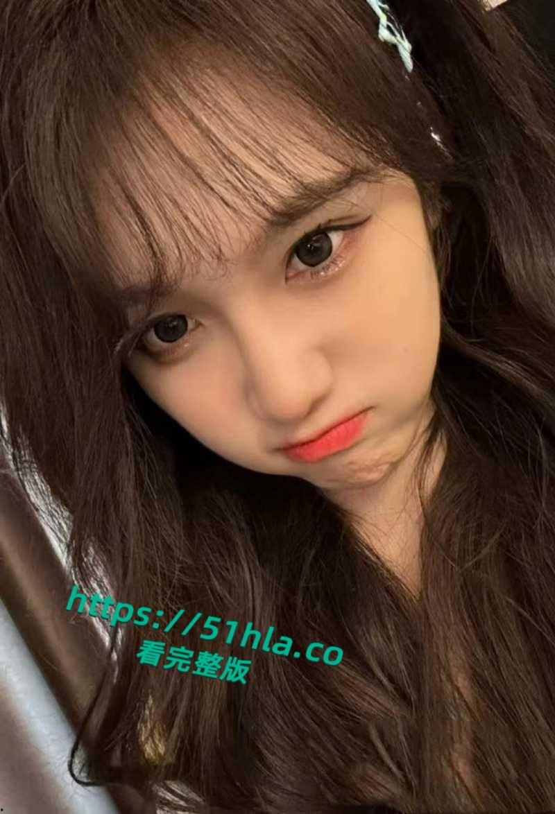 东北性感骚鸡【宋思洋】与前男友性爱视频微信撩骚,私下约炮被打桩爆操,满嘴骚话对白超淫荡!-1