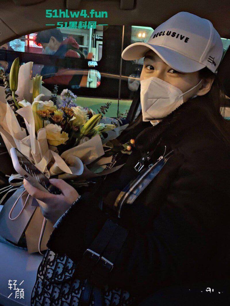 西安淫荡姐妹花与男友啪啪视频曝光，淫荡吃鸡开裆求射，骚穴外漏等人干的内心骚气外漏。-2