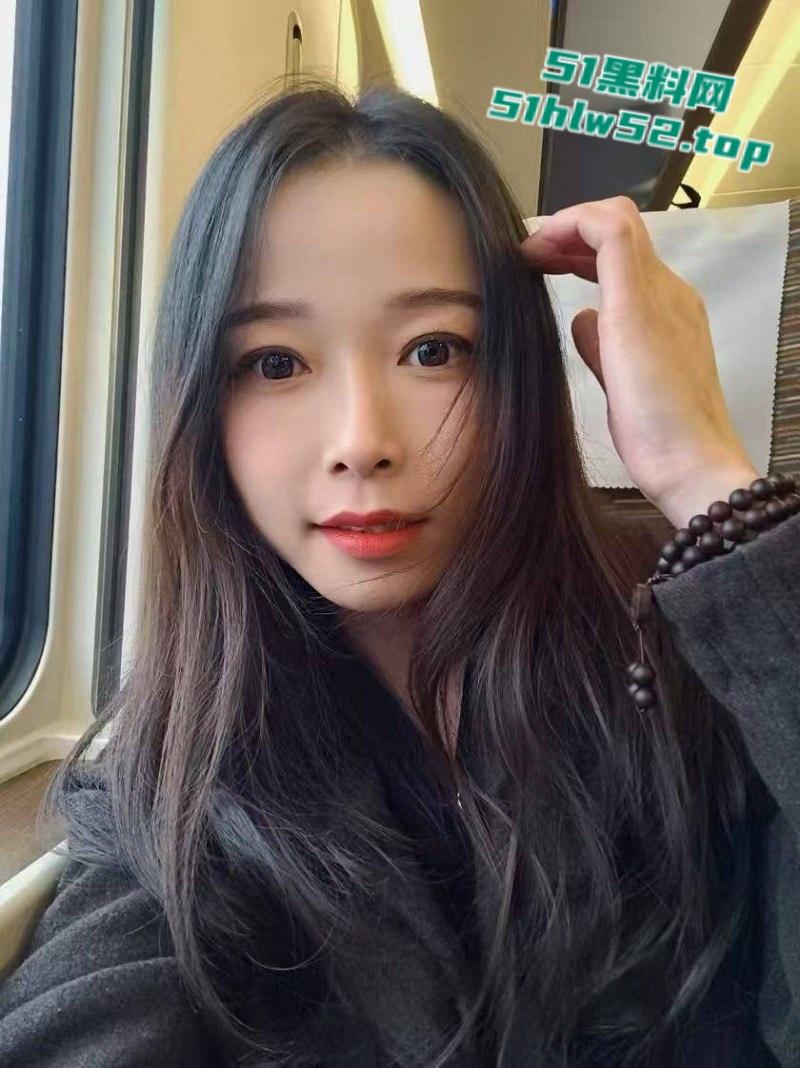 福建泉州32岁已婚少妇【张春艳】婚内出轨,炮友狂插菊花特写清晰可见,偷情性爱视频流出!-2