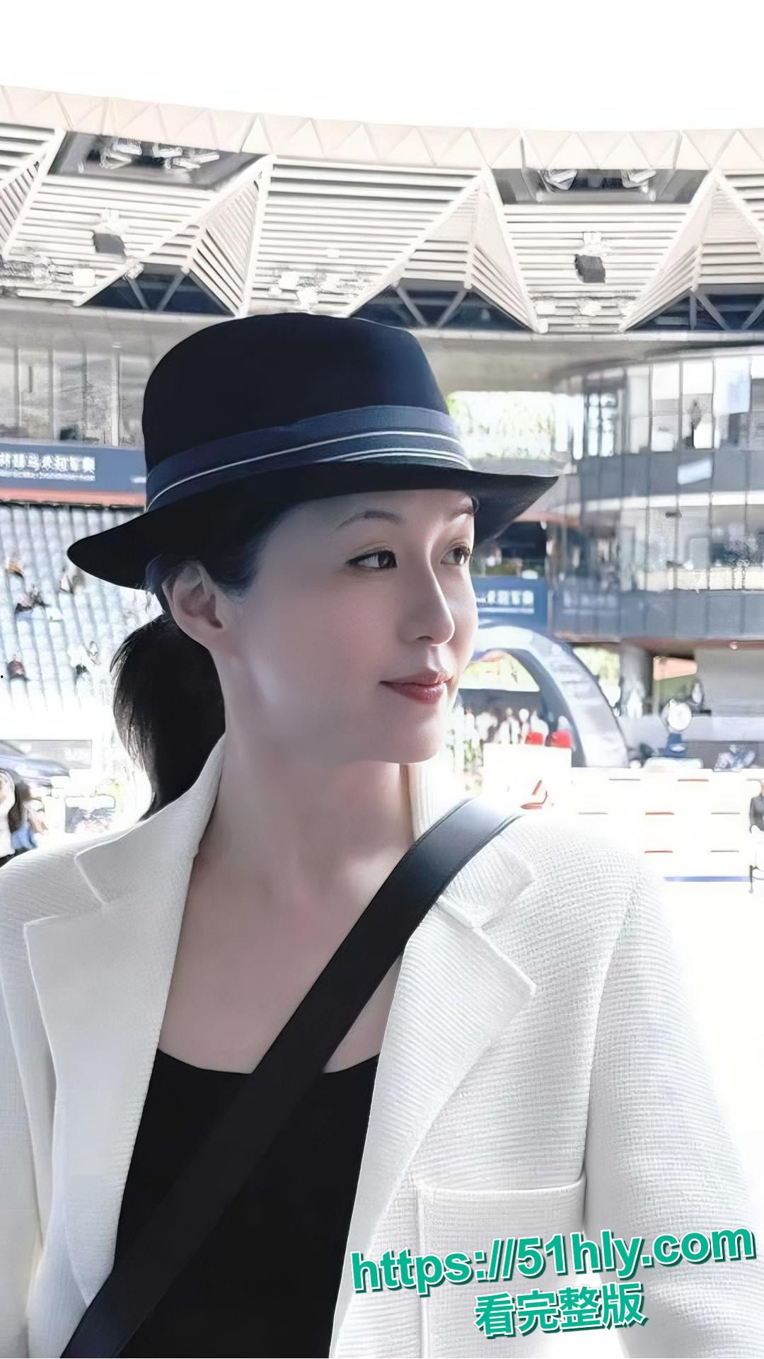 古二录音门再曝猛料 王家卫 混乱私生活引发轰动 对金靖开黄腔 借讨论剧本为由 与秦雯深夜偷欢!-4