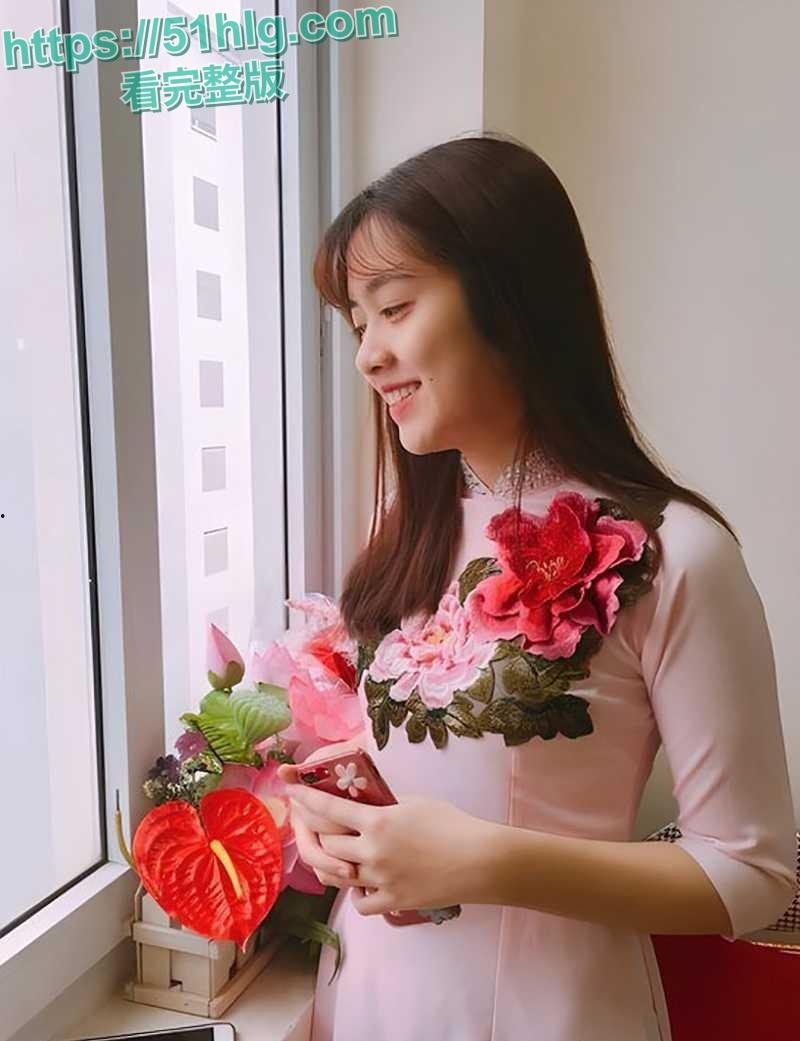 【越南】美女人妻检察官 【邓黎琼江】 与富商偷情视频流出 露脸口交无套做爱 离婚离职彻底塌房-1