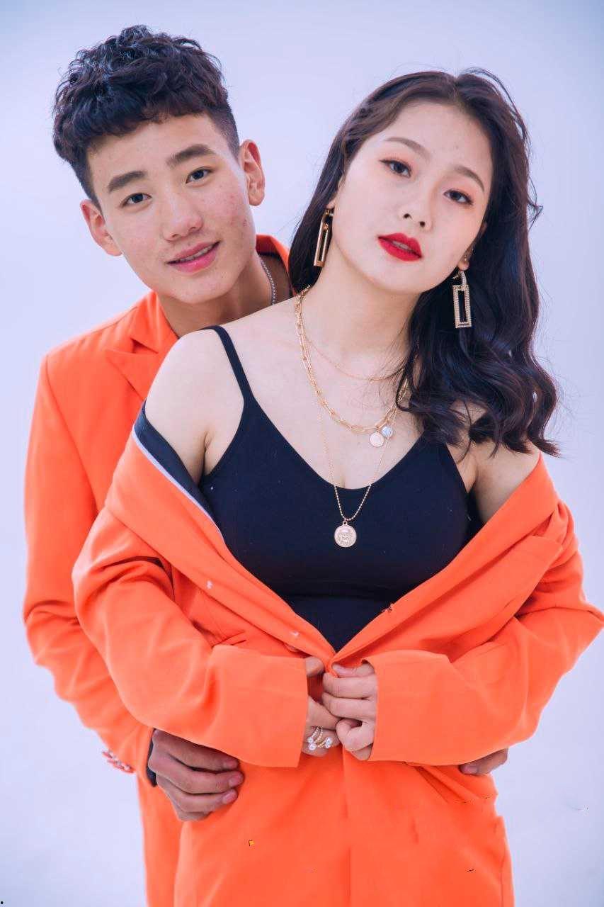 安徽人妻张芸琪与老公自拍做爱泄密流出 硕大的奶子 潮湿的嫩穴 两人真是瘾大 怀孕期间甜蜜啪啪真是恩爱会玩-3