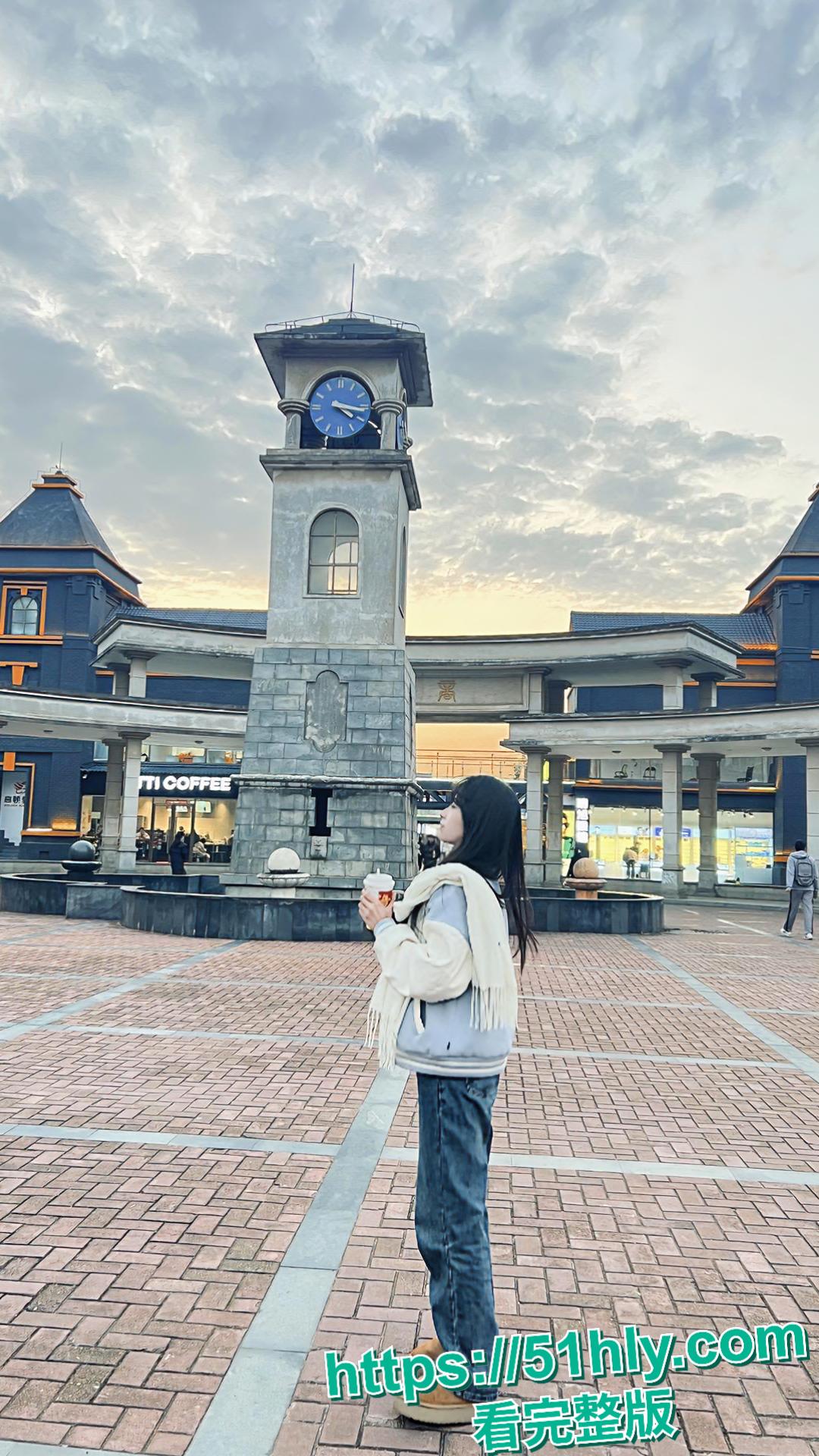 江西财经校花杜菲菲不雅视频泄露 翘臀骚穴被无套猛操 颜射口爆淫照流出 纯反差母狗-4