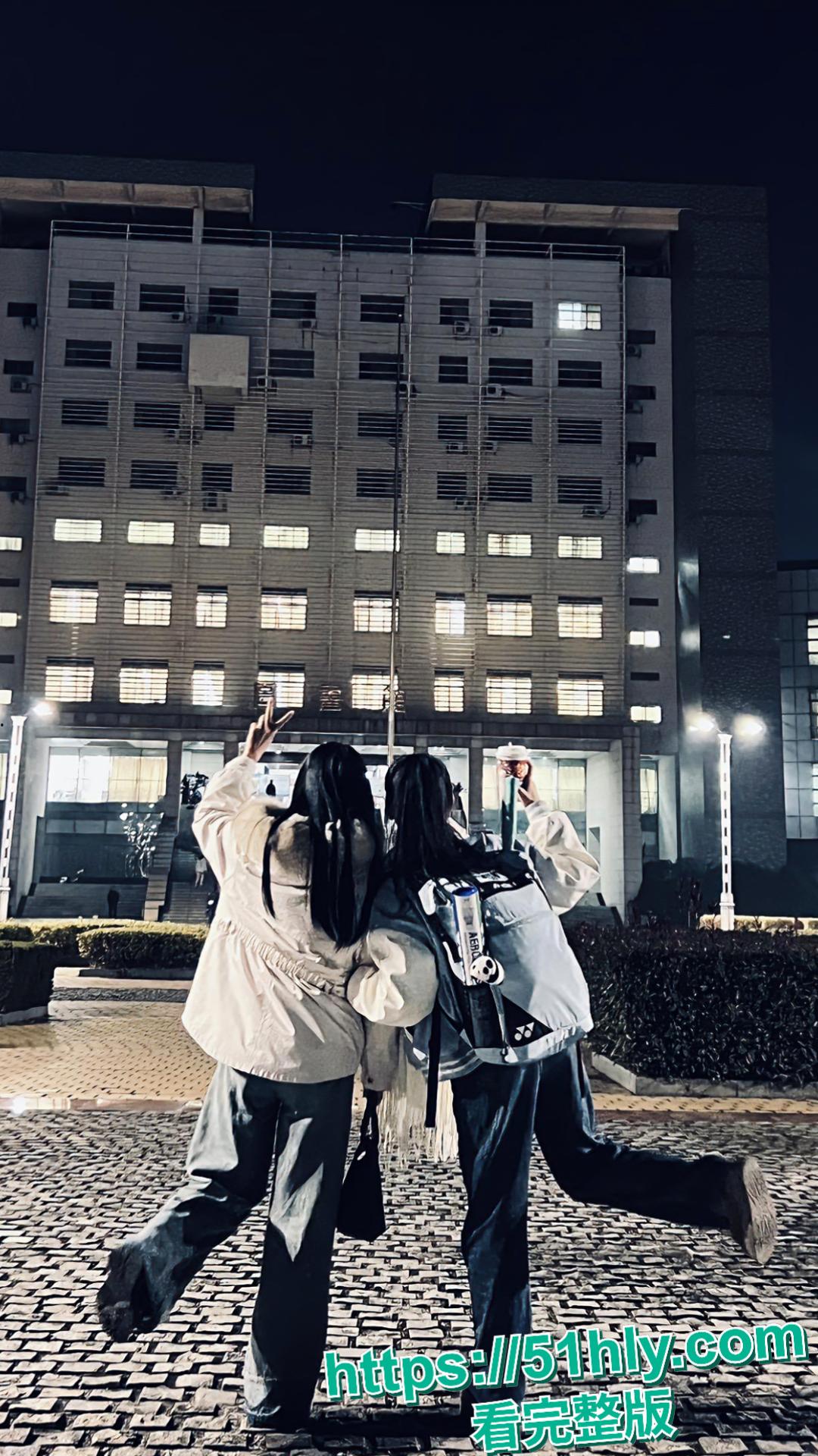 江西财经校花杜菲菲不雅视频泄露 翘臀骚穴被无套猛操 颜射口爆淫照流出 纯反差母狗-6