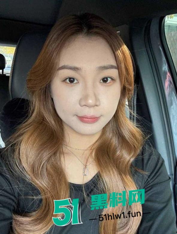 石家庄人妻偷情婚内出轨被老公发现经选择和情妇私奔,怒曝光三分钟露脸视频引发热议。-4