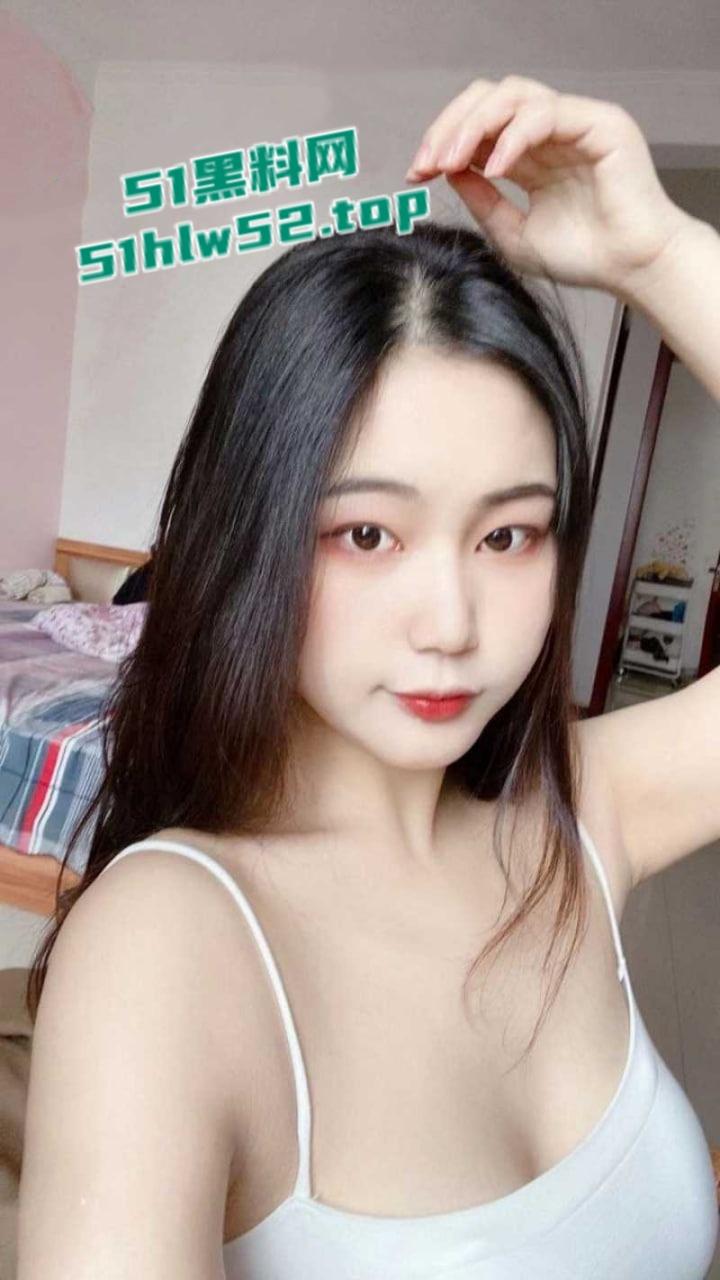 浙江护理职业技术学院学生妹【黄絮如】裸聊视频泄密,大尺度自慰呻吟声悦耳动人,极品反差学生妹谁能不爱呢!-19