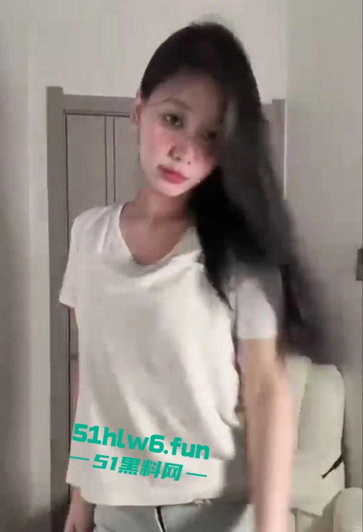 抖音三十万粉丝骚母狗,御姐主播【pop】1对1裸聊流出,私下主动骑乘淫叫声连绵不绝!-2