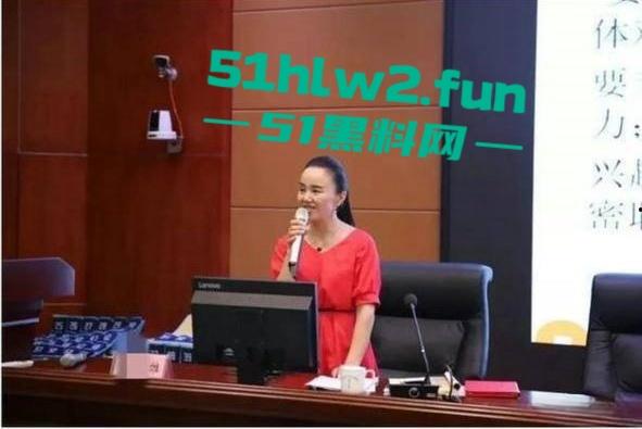 湖南省宁乡十三中女副校长【谢佳雄】被爆婚内出轨,真人照片流出爆料者【贺江】为曾经学生。-14