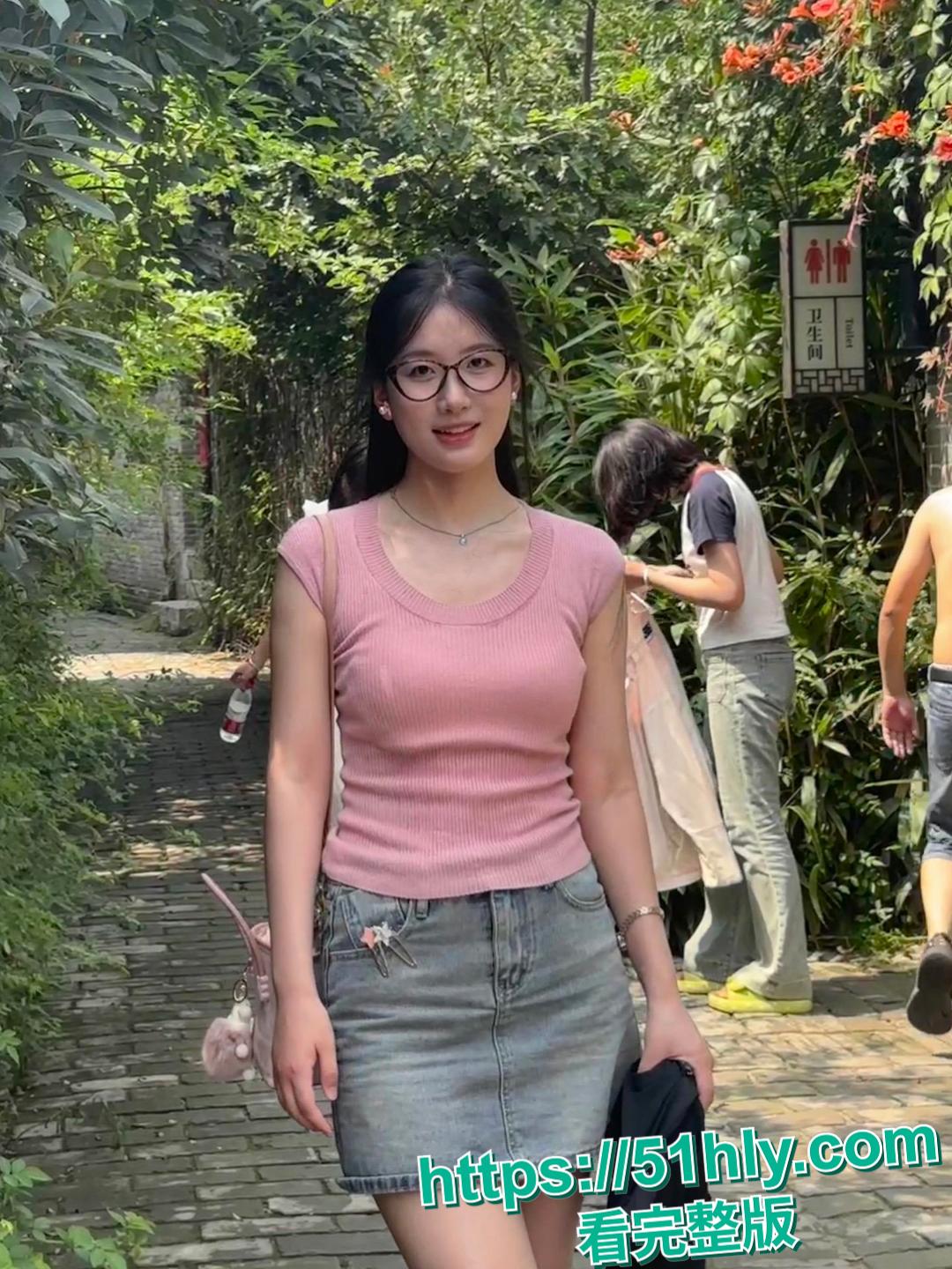 山东科技大学眼镜婊朱玲慧分手后被男友报复 学霸形象塌房!-5