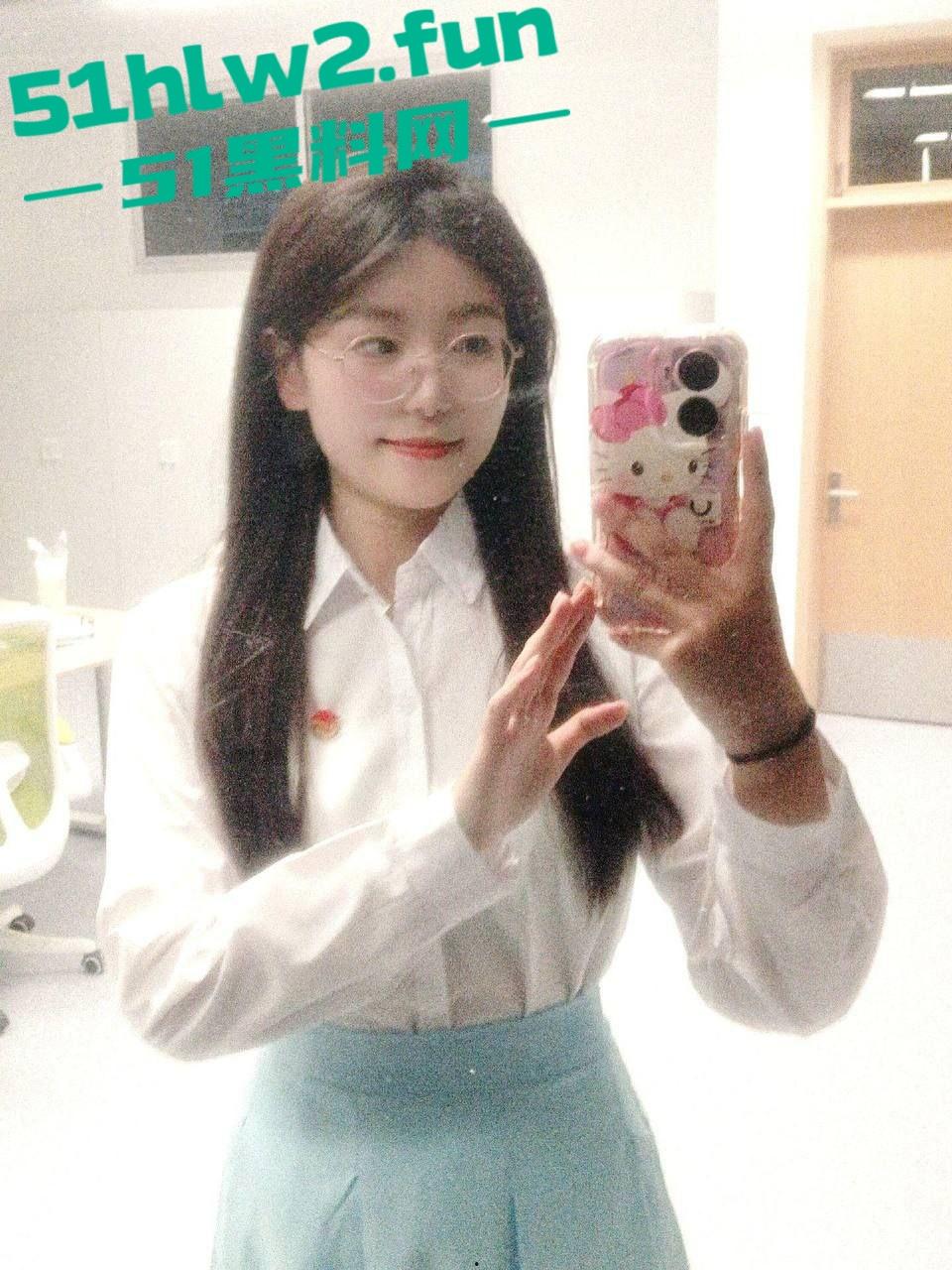 石家庄大一骚气满满的【郑洁】学妹,酒店被黄毛爆操,黄色小内裤惹人爱,一边打电话一边叫!-10