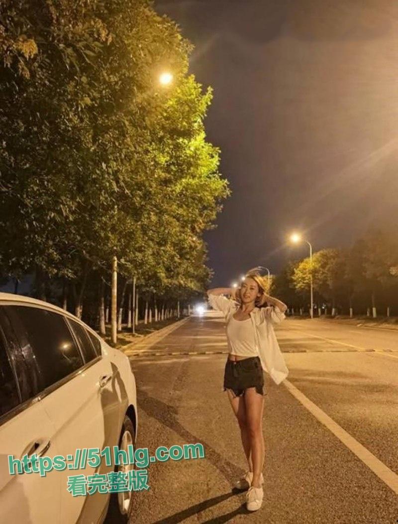 【陕西西安】极品绿帽夫妻找单男玩3P!老公看着大屌单男把骚妻操到浑身颤抖淫水狂流,刺激到不行!-3