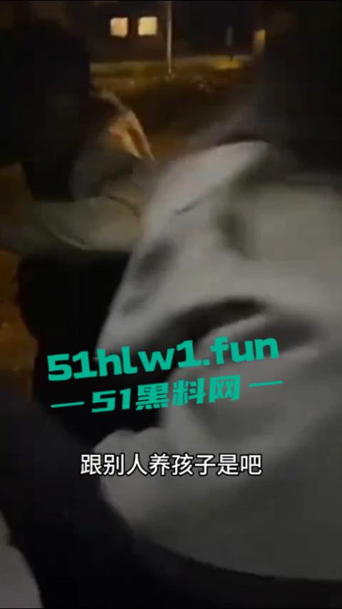 解说版女子抓奸后,让网约车师傅拍摄男女吵架引起热议,百万存款的足浴妹绿了自己丈夫10年。-3