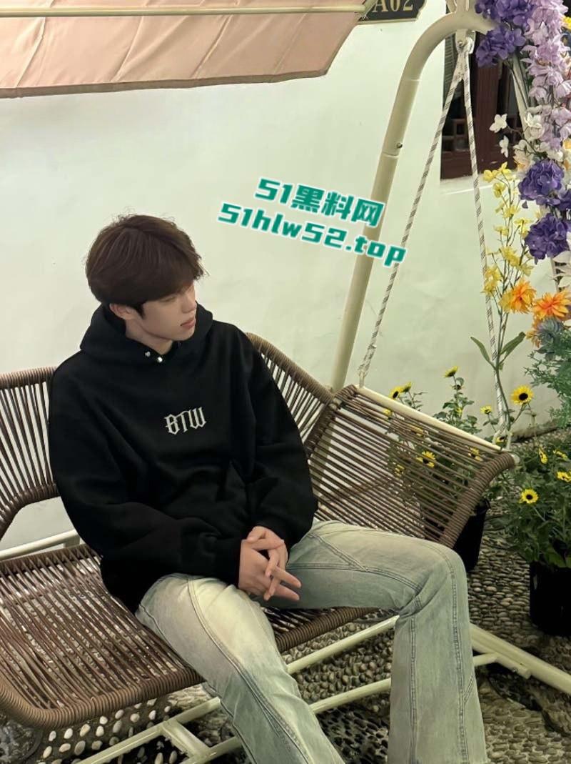 苏州经贸职业技术学院【张阳阳】恋爱期间被抓包百人斩,11页PDF曝光渣男笔记男模粉快避!-2