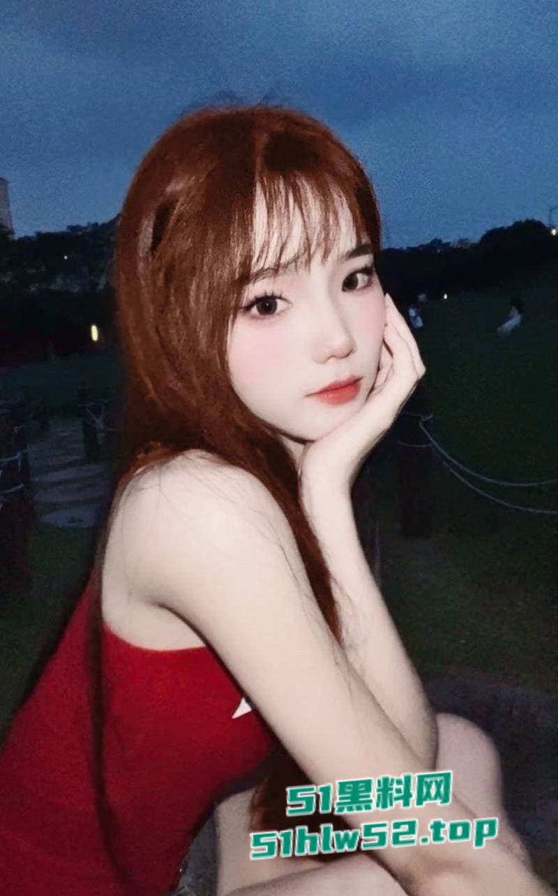 陌陌勾搭极品女神,酒店约炮吃鸡视频曝光,口交深喉技术娴熟媚眼含情勾魂十足!-3