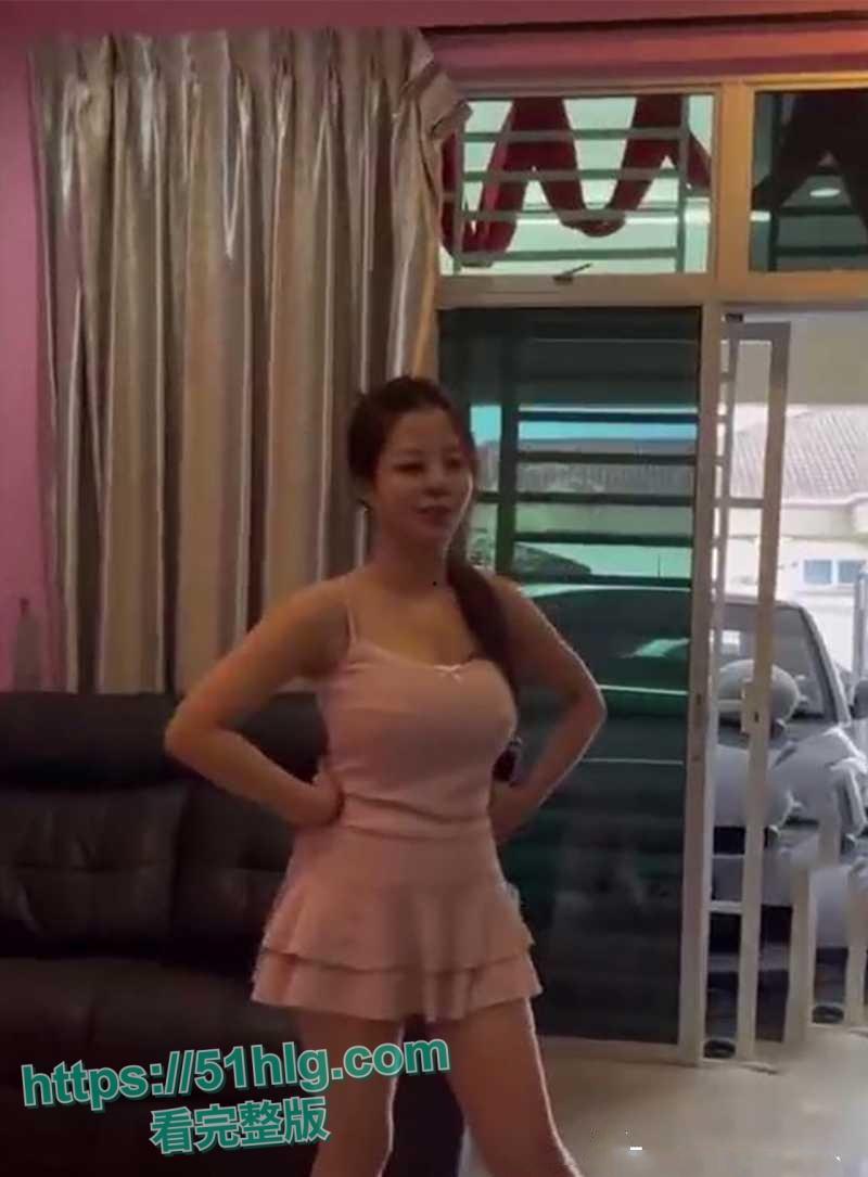 【广州】美艳人妻现场直播抓奸!小三家踢馆被情敌挑衅,骑脖暴揍出轨老公,原配这身材真赞-4