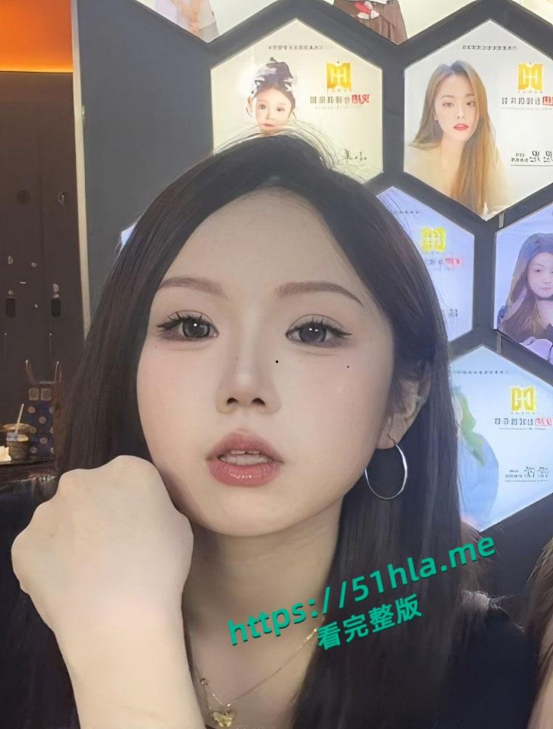 长沙雨花区树木岭台球妹【杨巧】奴性十足,炮友强制按头暴力操嘴,甚至主动要求炮友内射!-4