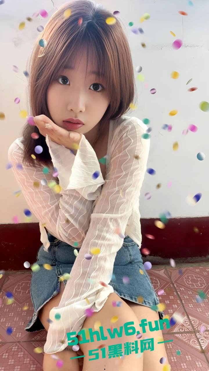 重庆台球厅女助教【梁欣欣】高颜值完美身材尤物,被社会小伙调教成性奴母狗,还带去给兄弟一起操。-9