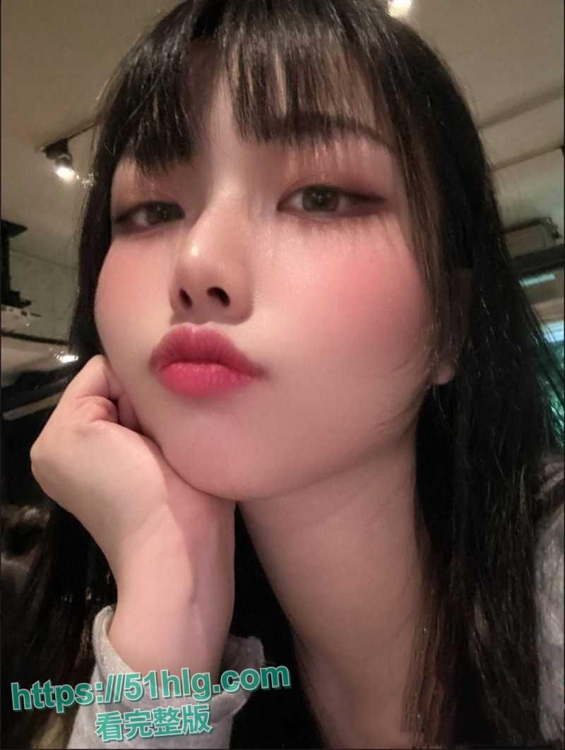 【锡林浩特市】90后巨乳骚货【王美丽】挪用公款700万,花600万与男主播约炮,骚逼身材火辣被疯狂抽插视频震惊全网-1