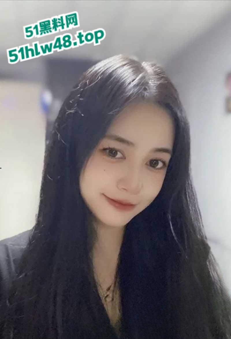 上海对外经贸大学艺术系,绝美系花【刘雨婷】私下却堕落成富豪的玩物,化身火辣性奴视频曝光。-5