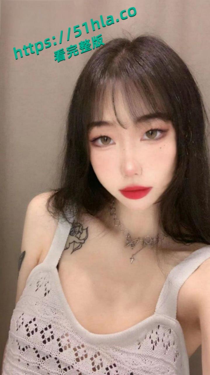 湖南长沙酒吧前台【李玉瑶】M属性爆棚痴迷多人运动，炮友前后夹击3P操出哭腔！-3