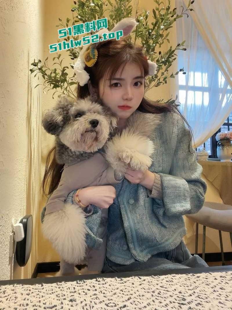 天津滨海职业学院【焦欢】脚踏两船私生活混乱,背着男友出轨招生办老师被,私密写真与做爱视频曝光泄愤!-4