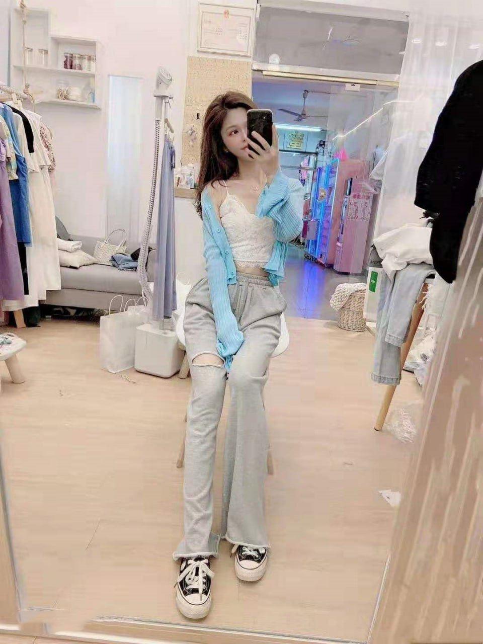 广东省河源市人妻胡玉梅出轨视频被情夫曝光 贤妻良母与放荡母狗无缝衔接 身材一流 那淫荡的呻吟是不知道是有多饥渴-2