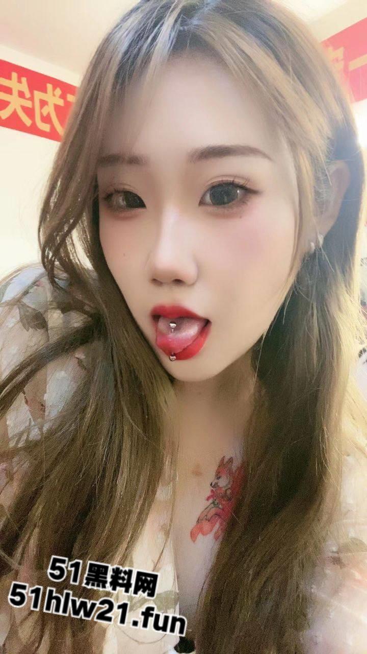 口打舌钉技术口超,舔吸肉棒分分钟爽射,超骚榨精小妖精床上拿捏各种男人,从未有过对手。-2