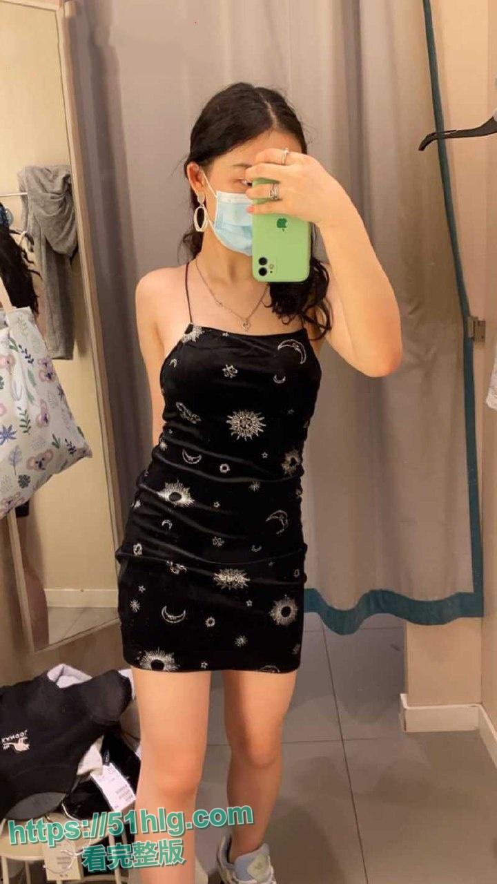 【香港】大学巨乳嫩妹【陈意涵】以恋爱为名滥交,多名男生被骗财,几人怒曝骚逼被无套猛操内射视频-5