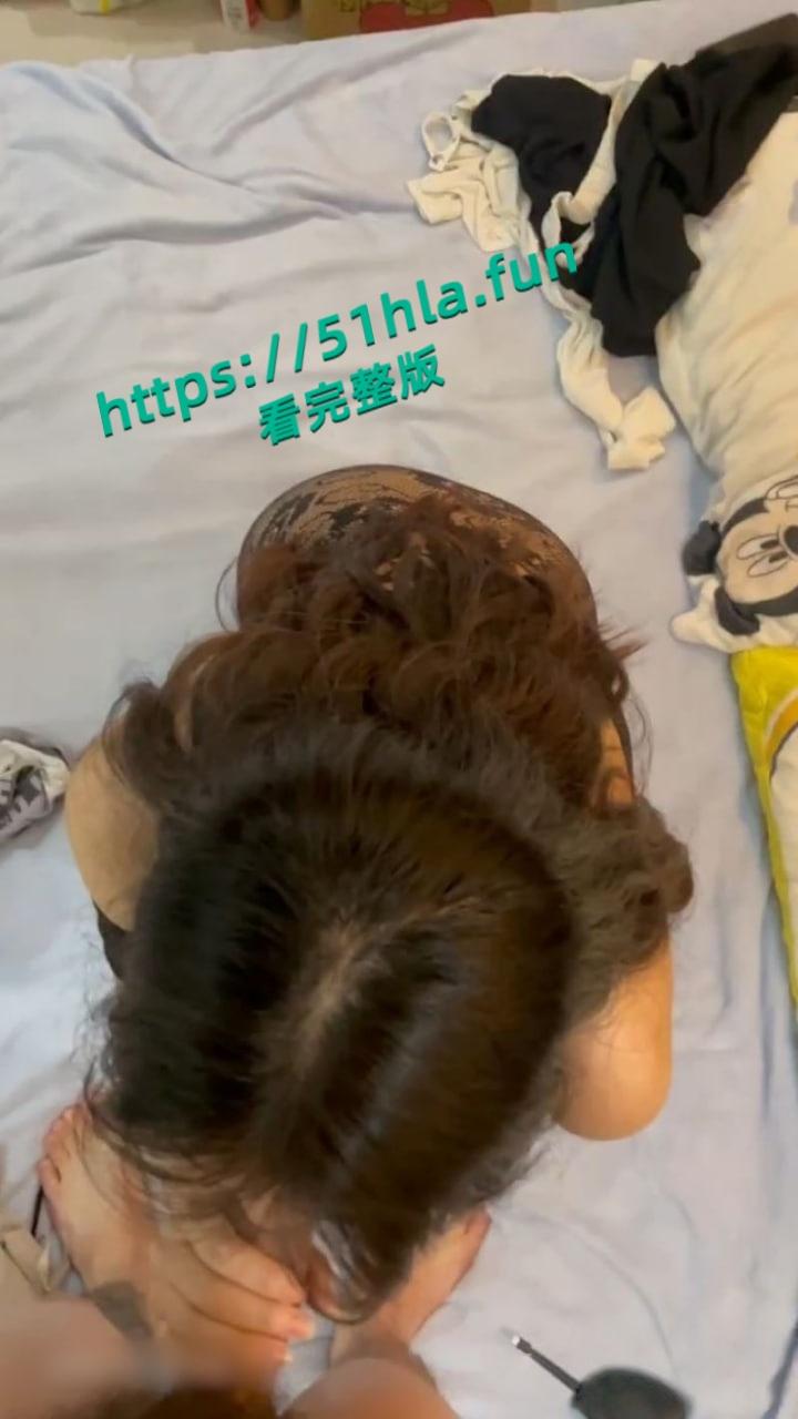 高颜值气质小网红调教性爱视频曝光,深喉吮吸肉棒技术娴熟被猛烈爆操,极品肥臀淫水喷溅!-6