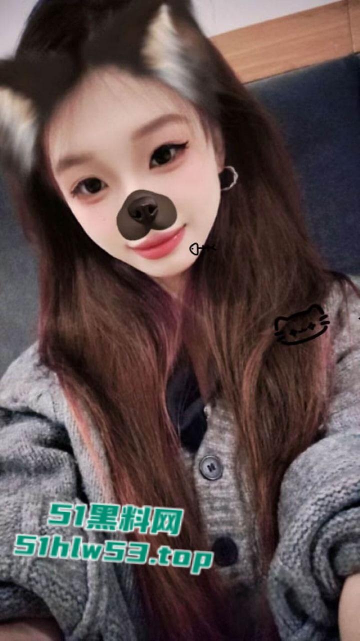 贵阳开阳抛夫弃子【颜珍艳】婚内出轨，离家数月多次感染淋病，深喉吞吐肉棒口技极其娴熟！-2