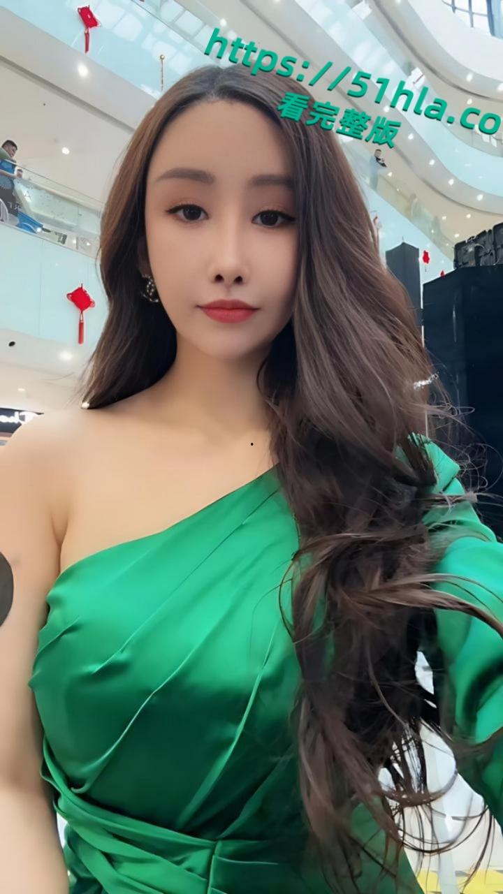 抖音43万粉短剧女演员【金美娜】捞金被迫下海做外围，肥臀巨乳完美露脸被实锤本人！-4